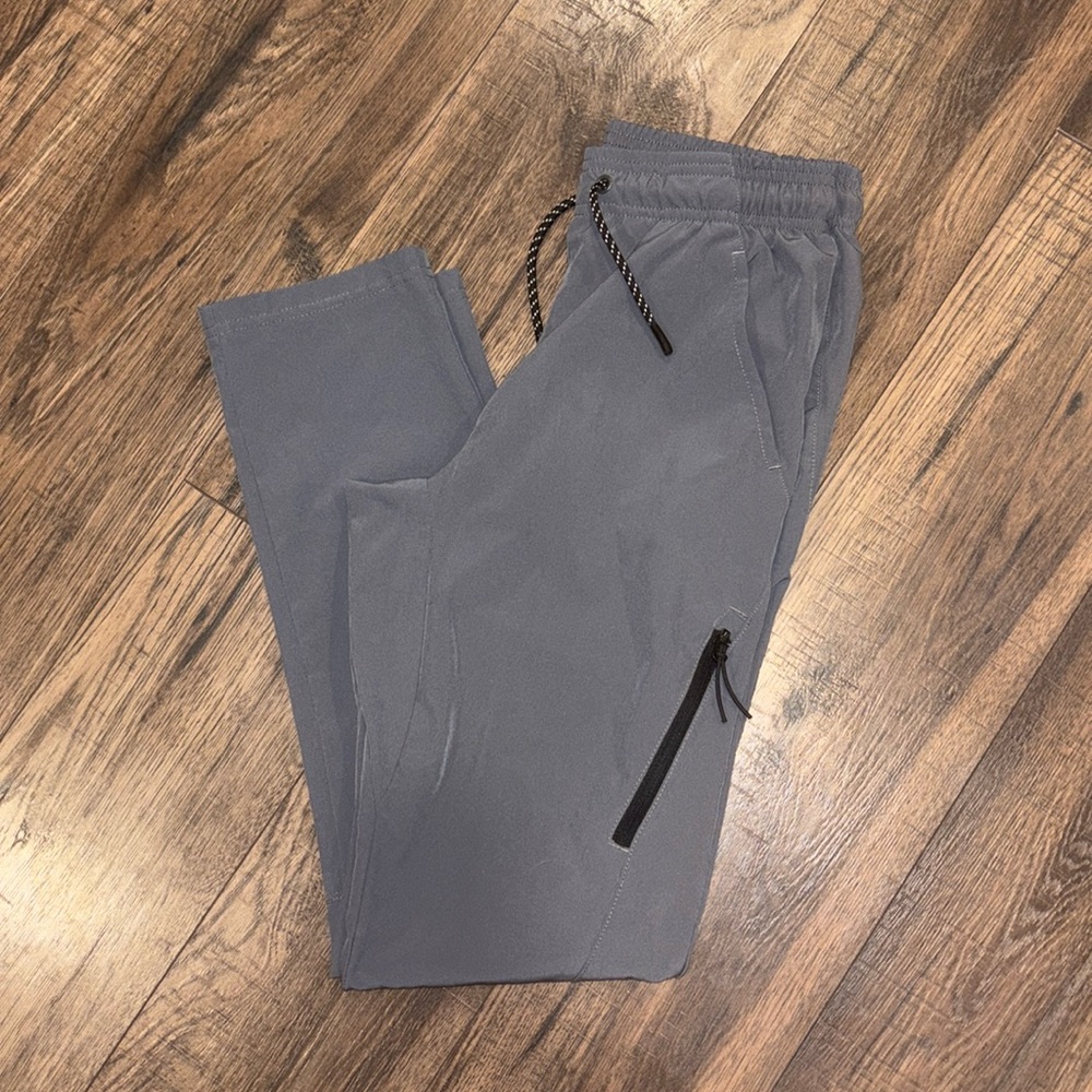 Boys Large (12/14) Gray Athletic Jogger Pants